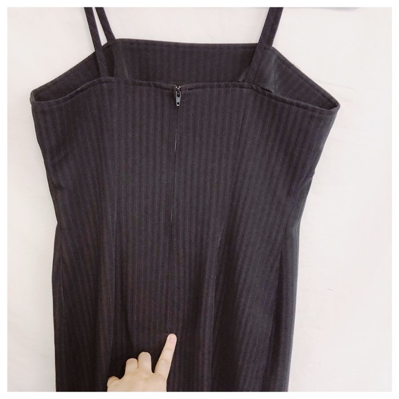 90s pinstriped black midi spaghetti strapped dress - Picture 3 of 6